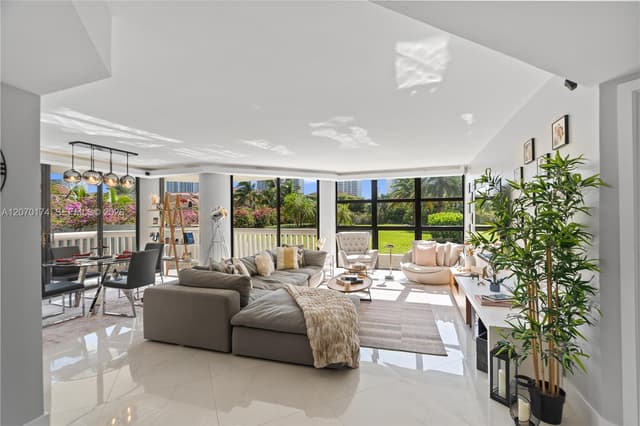 1000 W Island Blvd # 202, Aventura FL 33160 - Aventura, FL - Photo 5