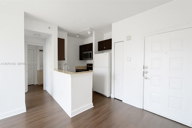 6001 SW 70th St # 625, South Miami FL 33143 - South Miami, FL - Photo 3