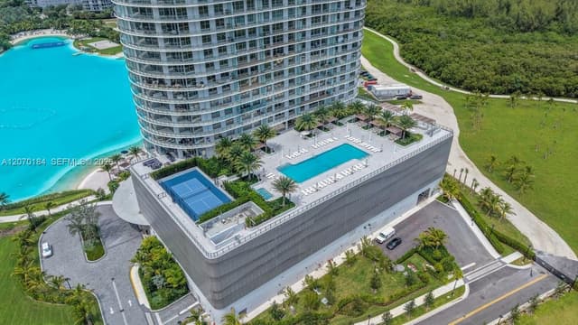 2411 Laguna Cir # 1402, Miami FL 33181 - Miami, FL - Photo 4