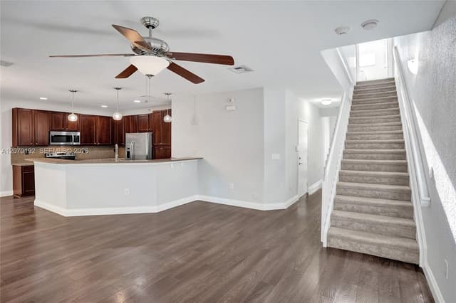6079 Grand Cypress Cir W, Coconut Creek FL 33073 - Coconut Creek, FL - Photo 7