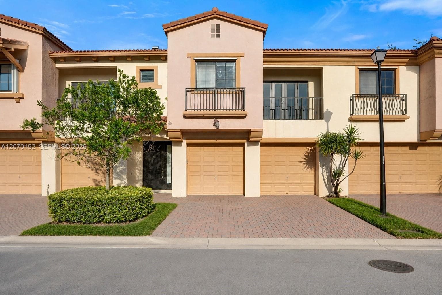 6079 Grand Cypress Cir W, Coconut Creek FL 33073 - Coconut Creek, FL - Photo 1