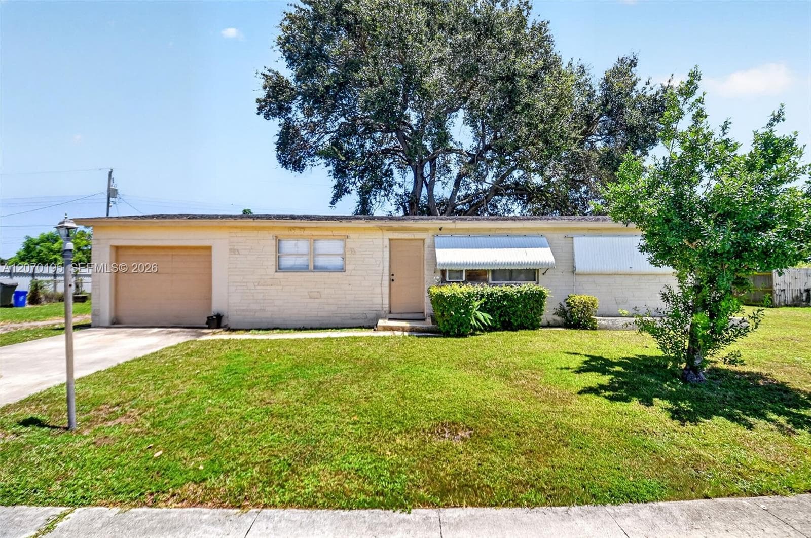 1572 Woodland Ave, West Palm Beach FL 33415 - West Palm Beach, FL - Photo 1