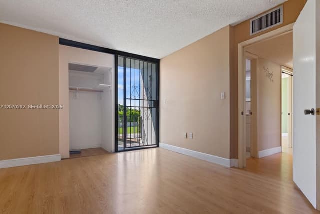 2524 SW 122nd Ct, Miami FL 33175 - Miami, FL - Photo 6