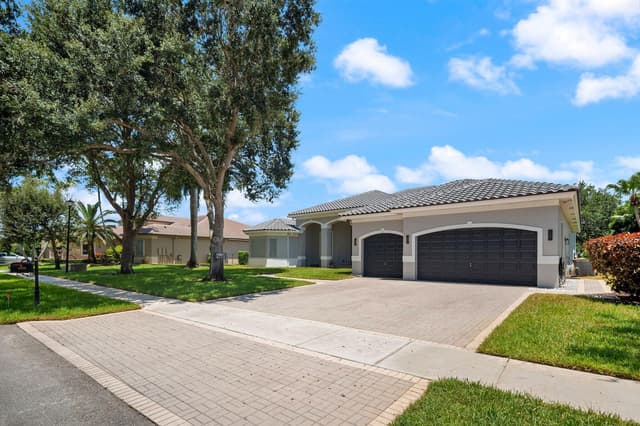 3958 SW 140TH Avenue, Davie FL 33330 - Davie, FL - Photo 2