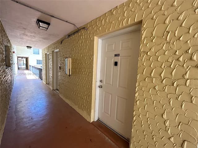 8500 SW 109th Ave # 220, Miami FL 33173 - Miami, FL - Photo 3
