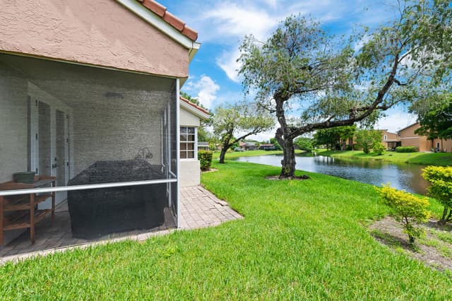 8211 NW 70th Street, Tamarac FL 33321 - Tamarac, FL - Photo 3
