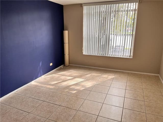 3690 Inverrary Drive # 2c, Lauderhill FL 33319 - Lauderhill, FL - Photo 7