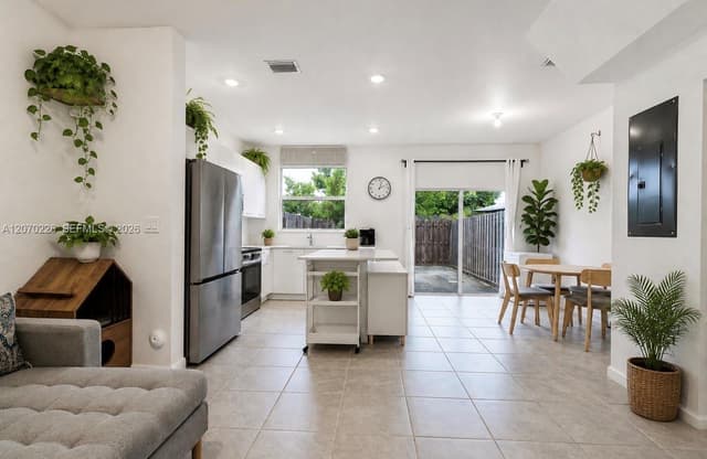 12218 NW 24th Pl, Miami FL 33167 - Miami, FL - Photo 3