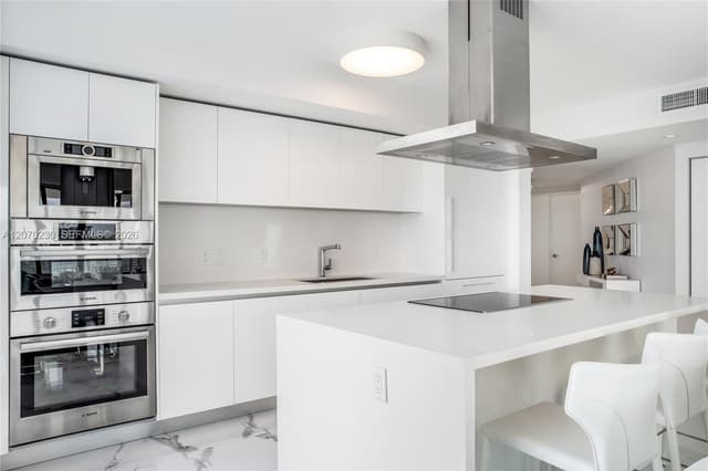 330 Sunny Isles Blvd # 1102, Sunny Isles Beach FL 33160 - Sunny Isles Beach, FL - Photo 7