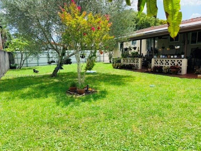 245 W 60th St, Hialeah FL 33012 - Hialeah, FL - Photo 2