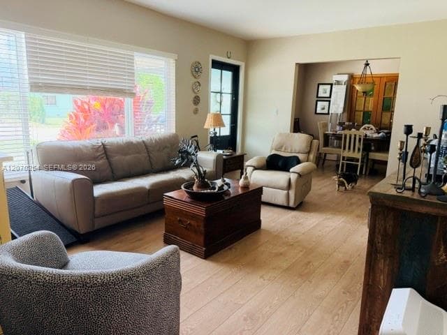 245 W 60th St, Hialeah FL 33012 - Hialeah, FL - Photo 3