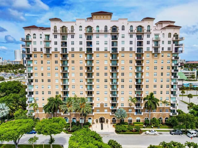 616 CLEARWATER PARK Road # 602, West Palm Beach FL 33401 - West Palm Beach, FL - Photo 3