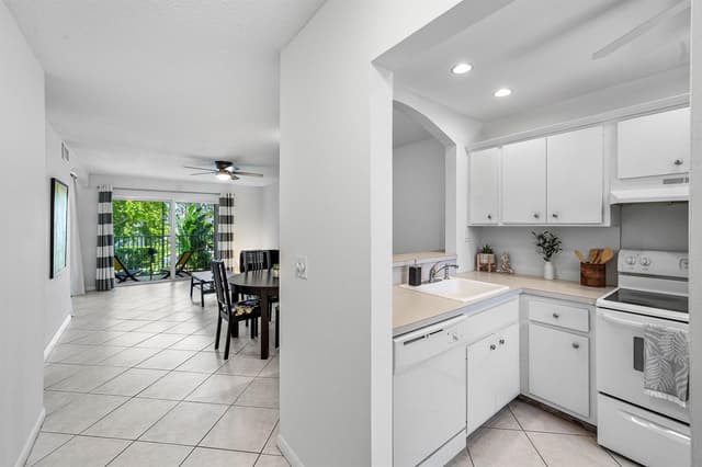 207 Tropic Isle Drive # 208, Delray Beach FL 33483 - Delray Beach, FL - Photo 3