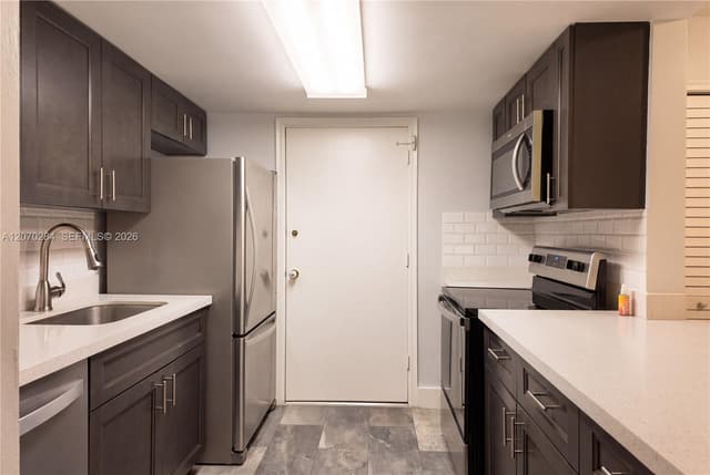 15888 SW 95th Ave # 209, Miami FL 33157 - Miami, FL - Photo 6