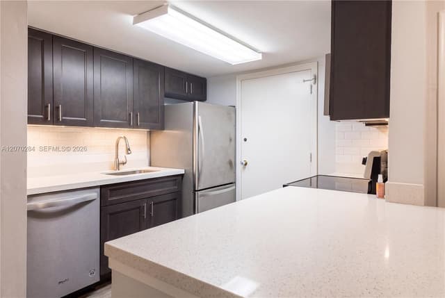 15888 SW 95th Ave # 209, Miami FL 33157 - Miami, FL - Photo 5