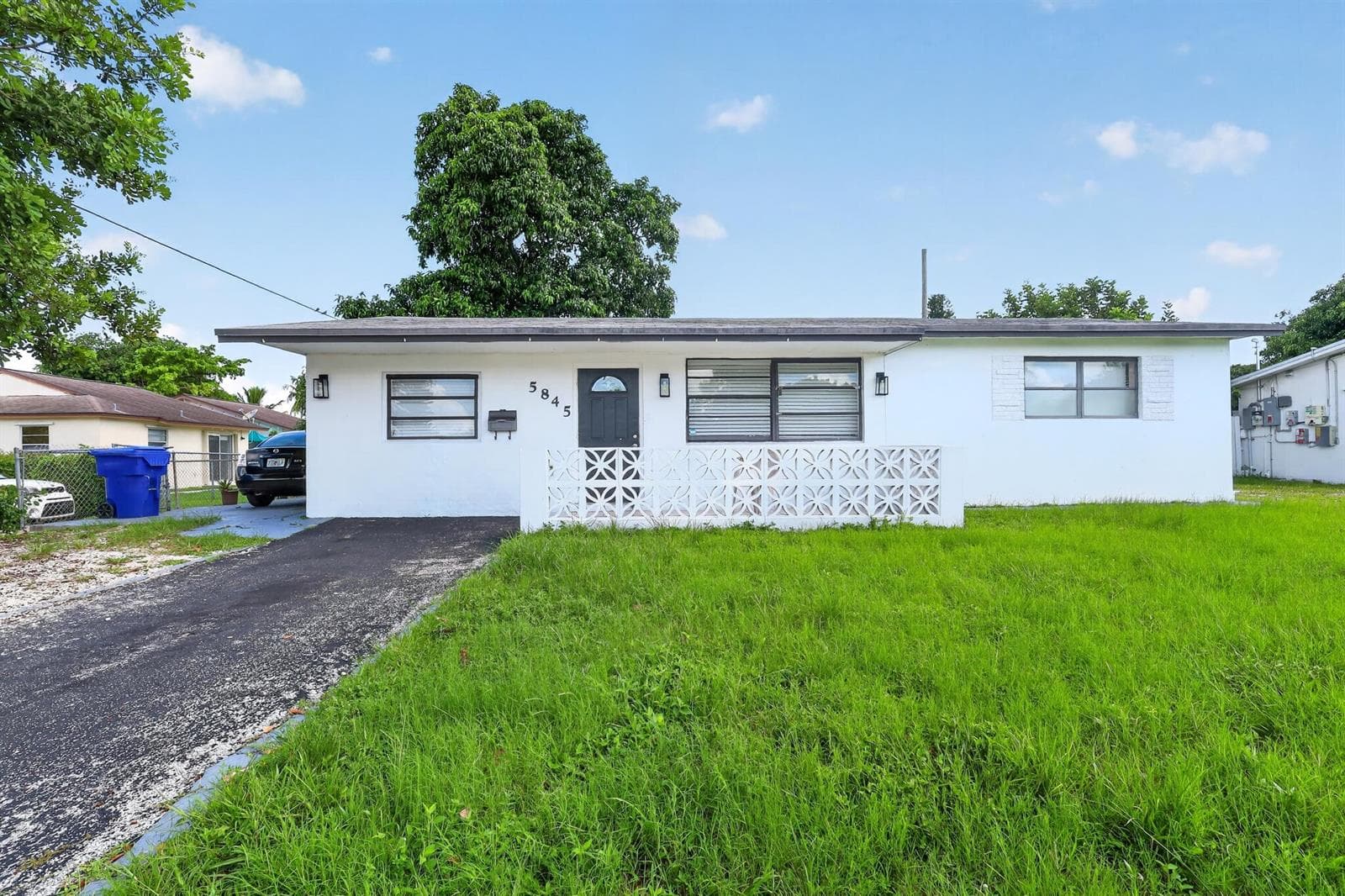 5845 ARTHUR Street, Hollywood FL 33021 - Hollywood, FL - Photo 1