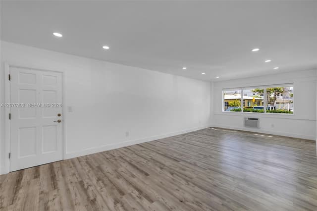 2250 Bay Dr # 7, Miami Beach FL 33141 - Miami Beach, FL - Photo 7