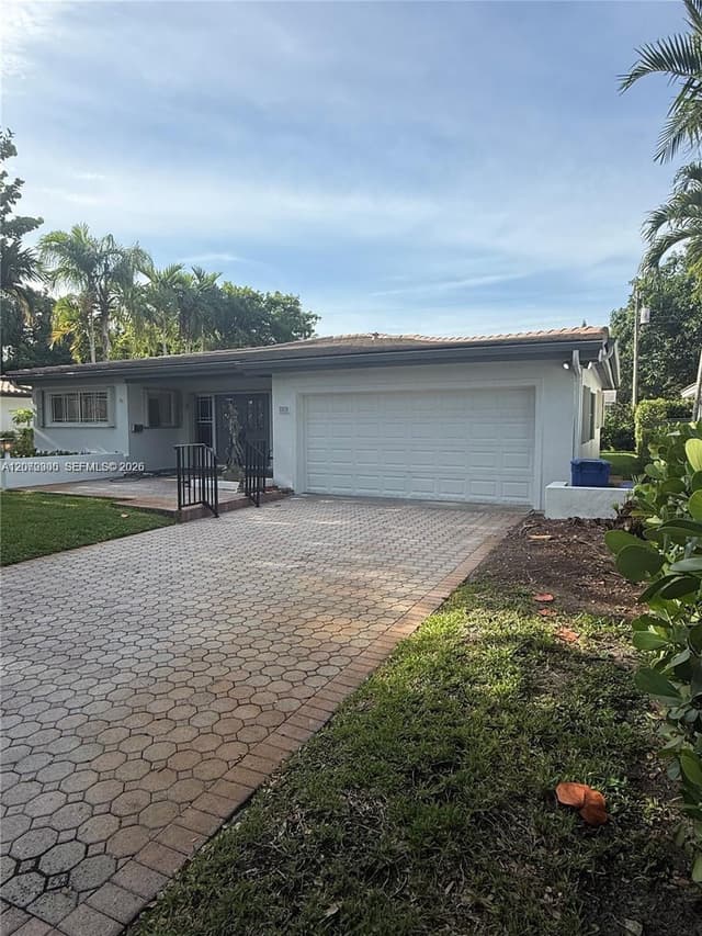 1532 Trillo Ave, Coral Gables FL 33146 - Coral Gables, FL - Photo 2