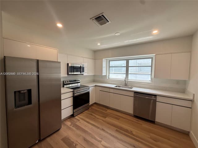 1532 Trillo Ave, Coral Gables FL 33146 - Coral Gables, FL - Photo 5