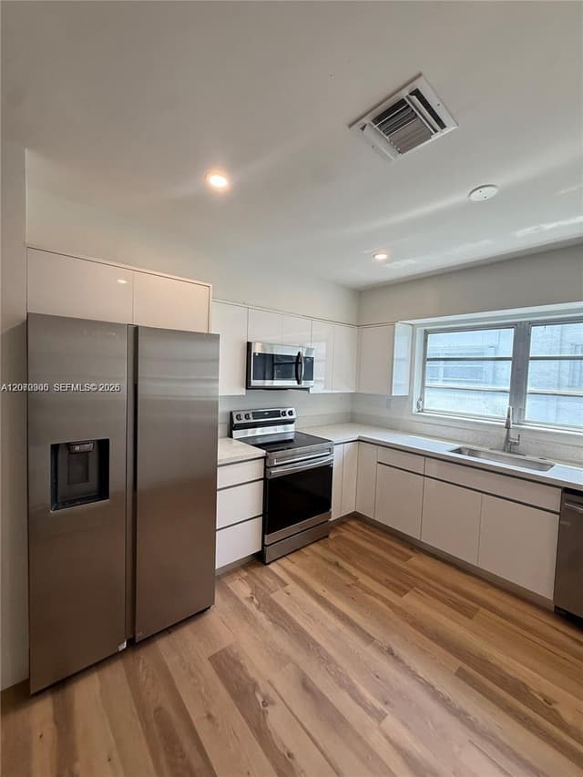 1532 Trillo Ave, Coral Gables FL 33146 - Coral Gables, FL - Photo 4