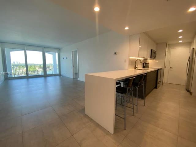 5401 Collins Ave # 620, Miami Beach FL 33140 - Miami Beach, FL - Photo 7