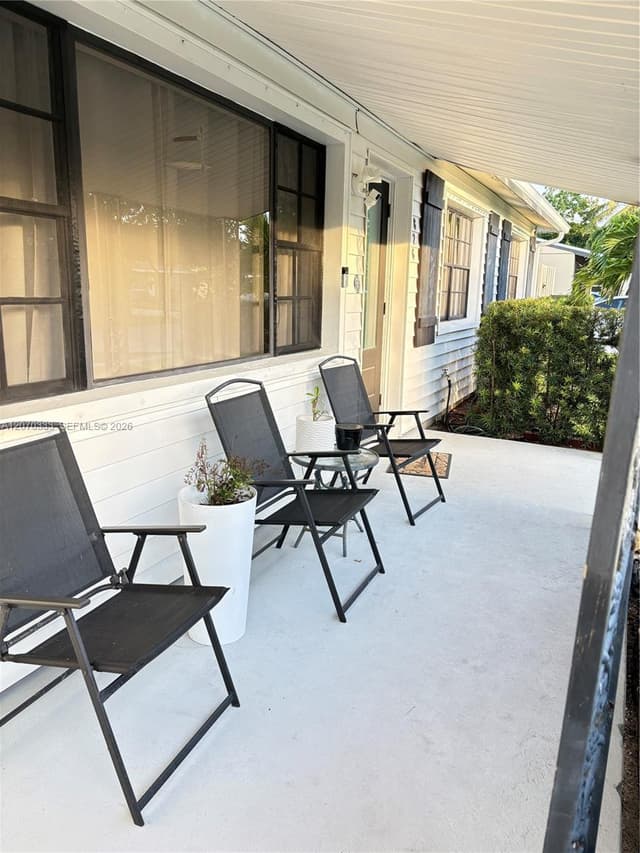 826 Cochran Dr, Lake Worth FL 33461 - Lake Worth, FL - Photo 3