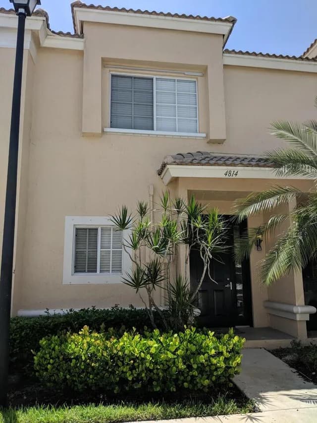 4814 NW 58th Manor, Coconut Creek FL 33073 - Coconut Creek, FL - Photo 3