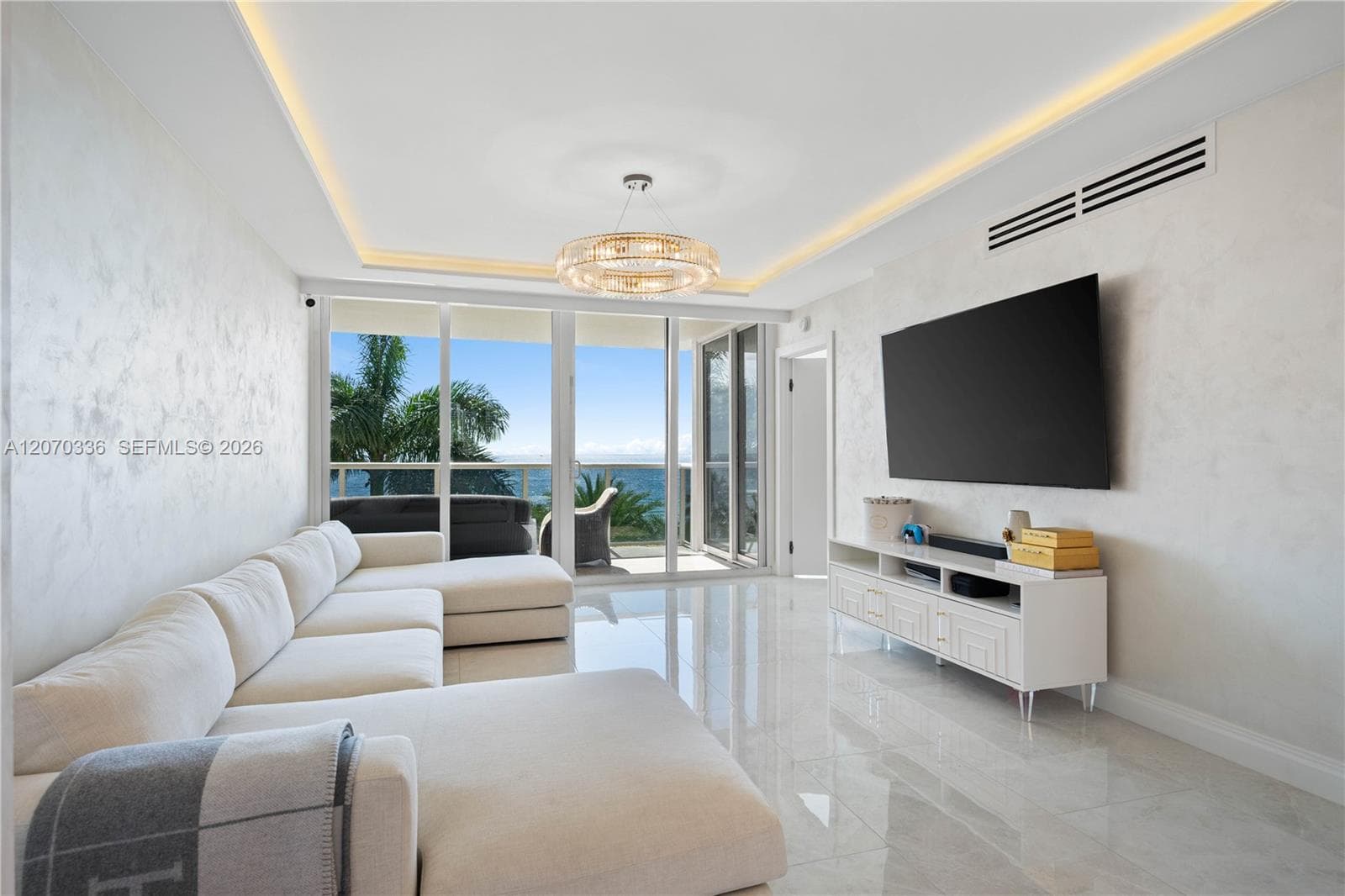 19111 Collins Ave # 403, Sunny Isles Beach FL 33160