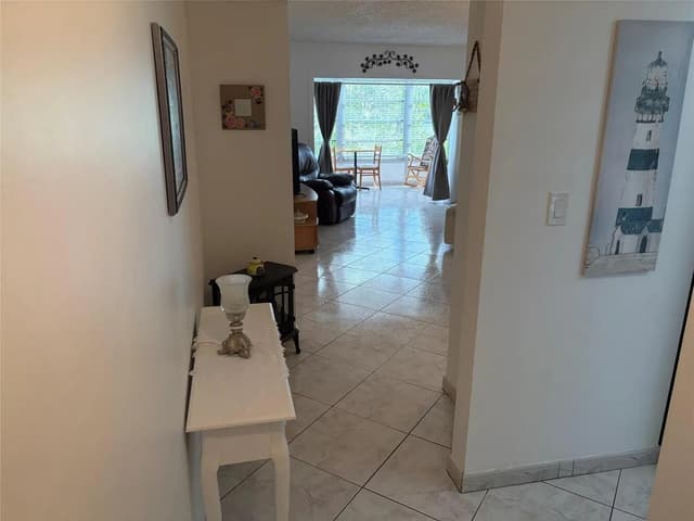 4050 NW 42ND Avenue # 415, Lauderdale Lakes FL 33319 - Lauderdale Lakes, FL - Photo 5