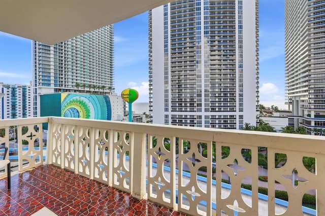 1825 S Ocean Drive # 1, Hallandale Beach FL 33009 - Hallandale Beach, FL - Photo 2
