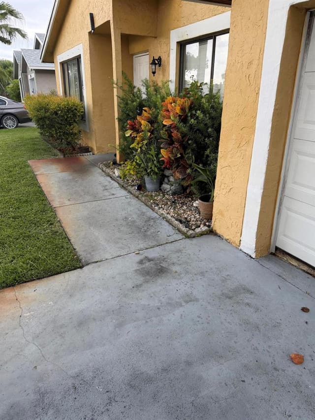 9616 NW 49TH Street, Sunrise FL 33351 - Sunrise, FL - Photo 4