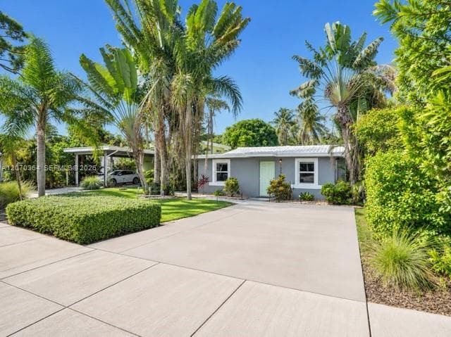 1022 NE 34th Ct, Oakland Park FL 33334 - Oakland Park, FL - Photo 1