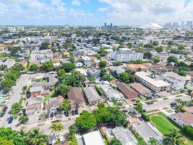 2033 SW 5th Street, Miami FL 33135 - Miami, FL - Photo 7