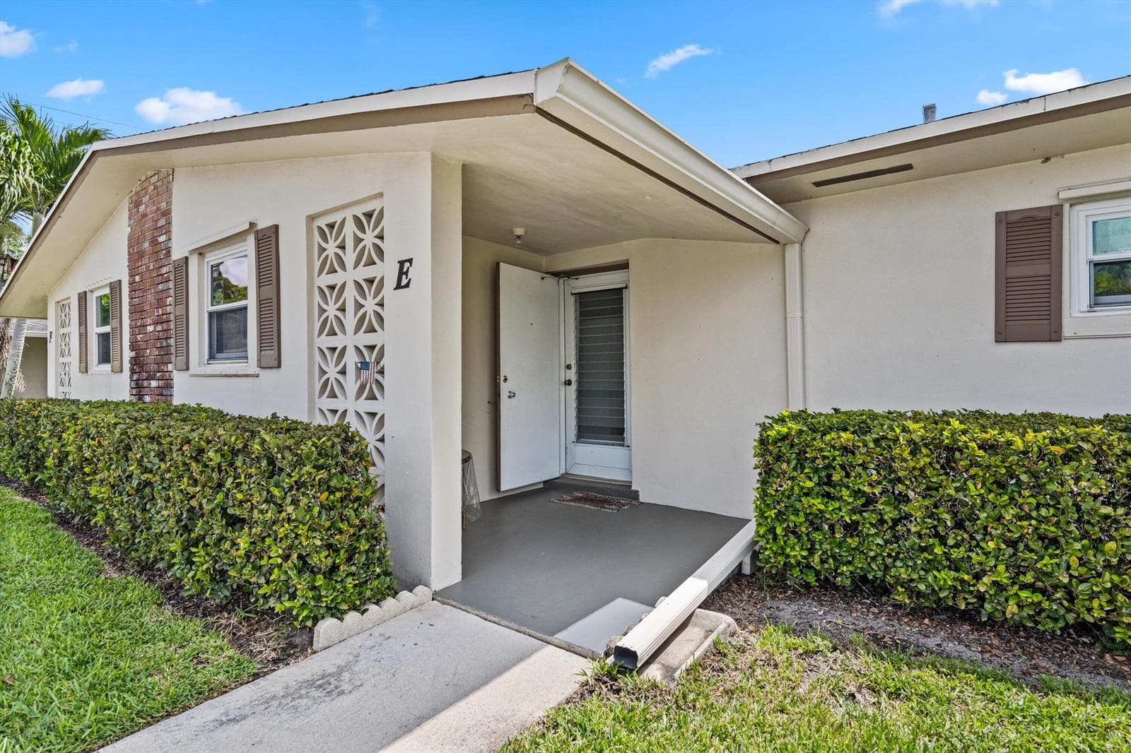2528 EMORY Drive E, West Palm Beach FL 33415 - West Palm Beach, FL - Photo 1