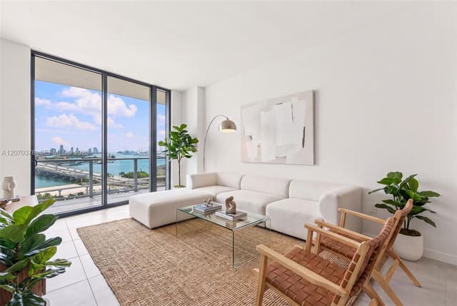 1400 Biscayne Boulevard # 1605, Miami FL 33132 - Miami, FL - Photo 2