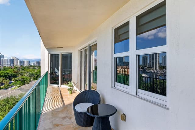 19900 E Country Club Dr # 805, Aventura FL 33180 - Aventura, FL - Photo 4