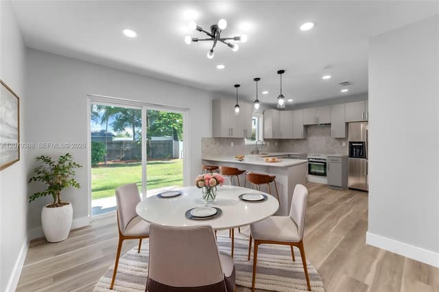 425 NW 17th St, Homestead FL 33030 - Homestead, FL - Photo 6