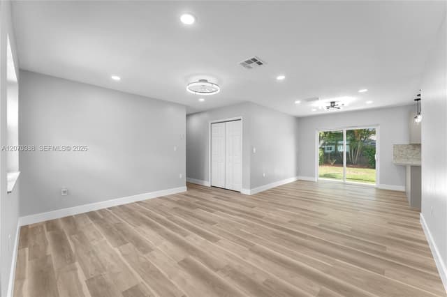 425 NW 17th St, Homestead FL 33030 - Homestead, FL - Photo 5