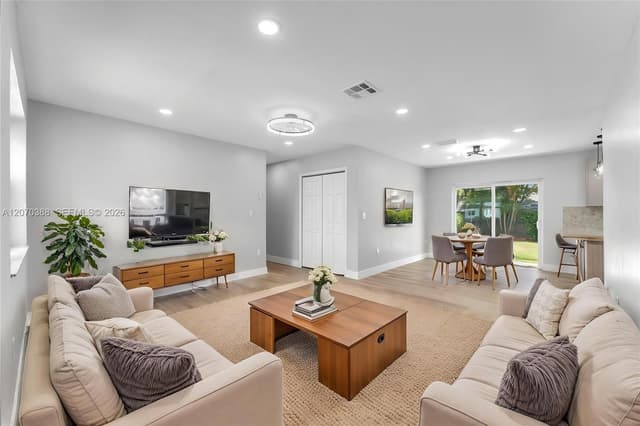 425 NW 17th St, Homestead FL 33030 - Homestead, FL - Photo 4