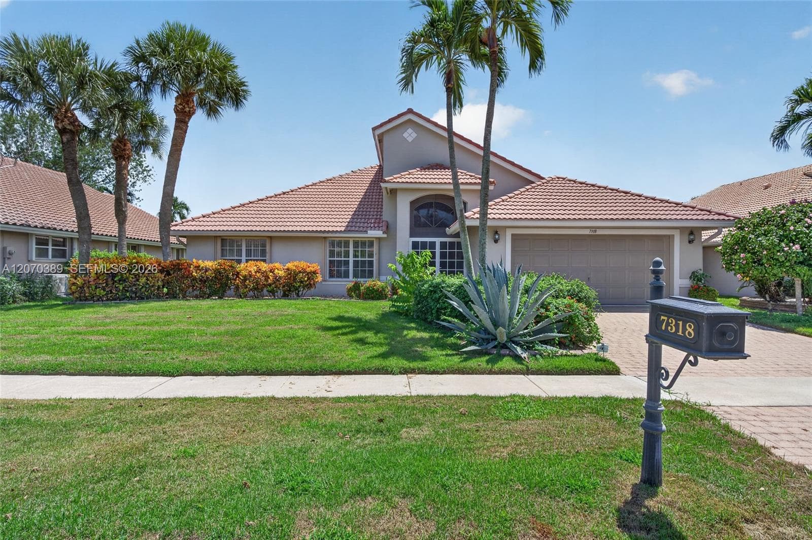 7318 Amber Falls Ln, Boynton Beach FL 33437 - Boynton Beach, FL - Photo 1