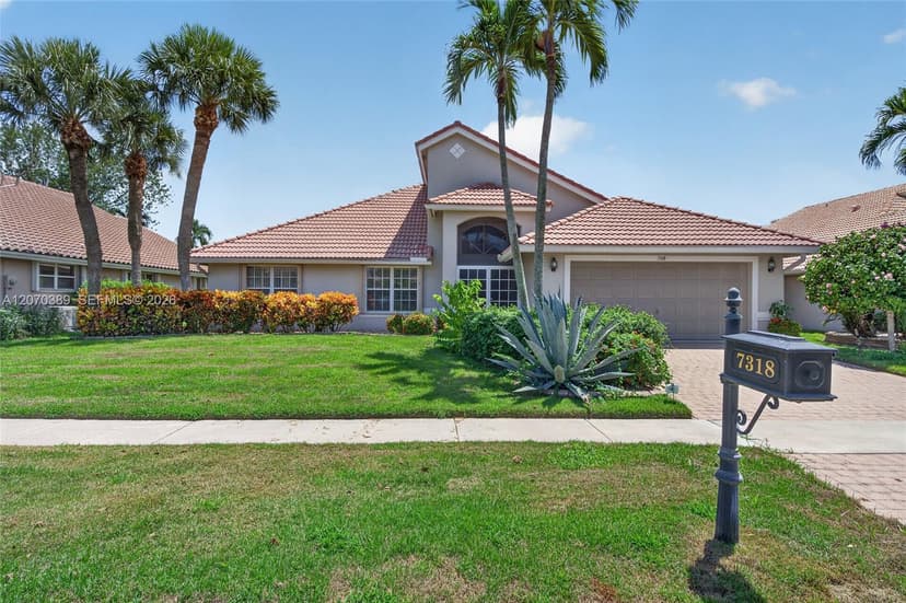 7318 Amber Falls Ln, Boynton Beach FL 33437