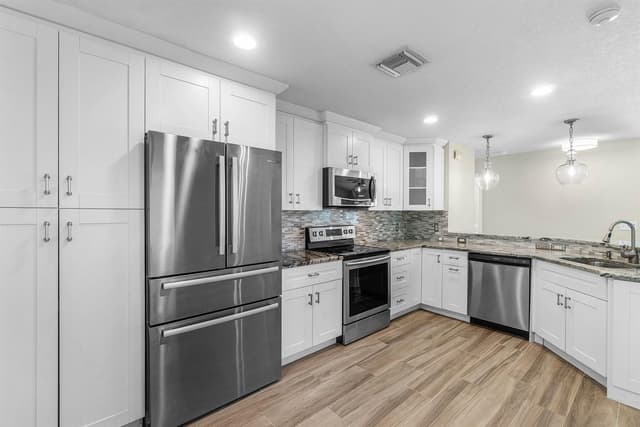 1215 E LANCEWOOD Place, Delray Beach FL 33445 - Delray Beach, FL - Photo 5