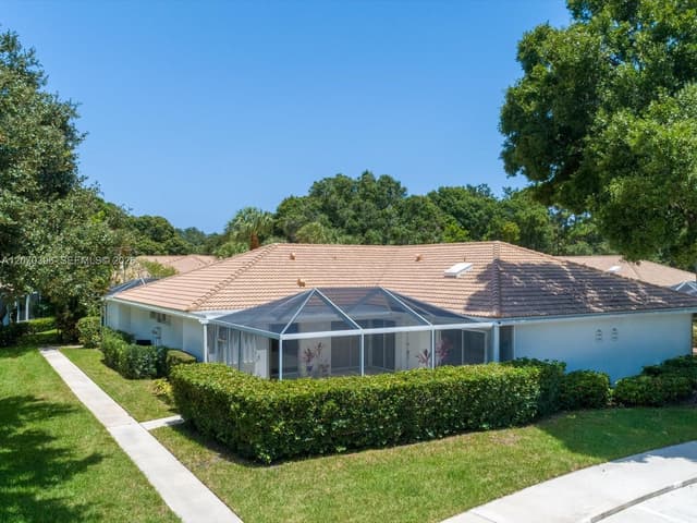 1404 Silverleaf Oak Ct, Palm Beach Gardens FL 33410 - Palm Beach Gardens, FL - Photo 5