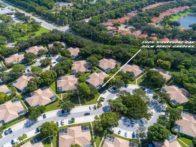 1404 Silverleaf Oak Ct, Palm Beach Gardens FL 33410 - Palm Beach Gardens, FL - Photo 4