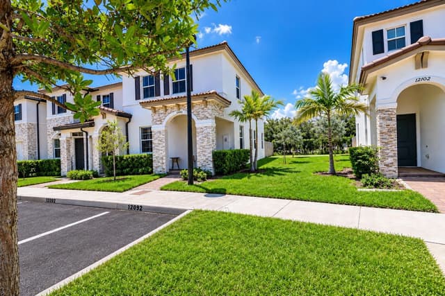 12092 NW 24TH Place, Miami FL 33167 - Miami, FL - Photo 2
