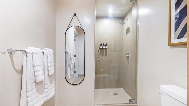 11 NE 6th St # 808, Miami FL 33132 - Miami, FL - Photo 2