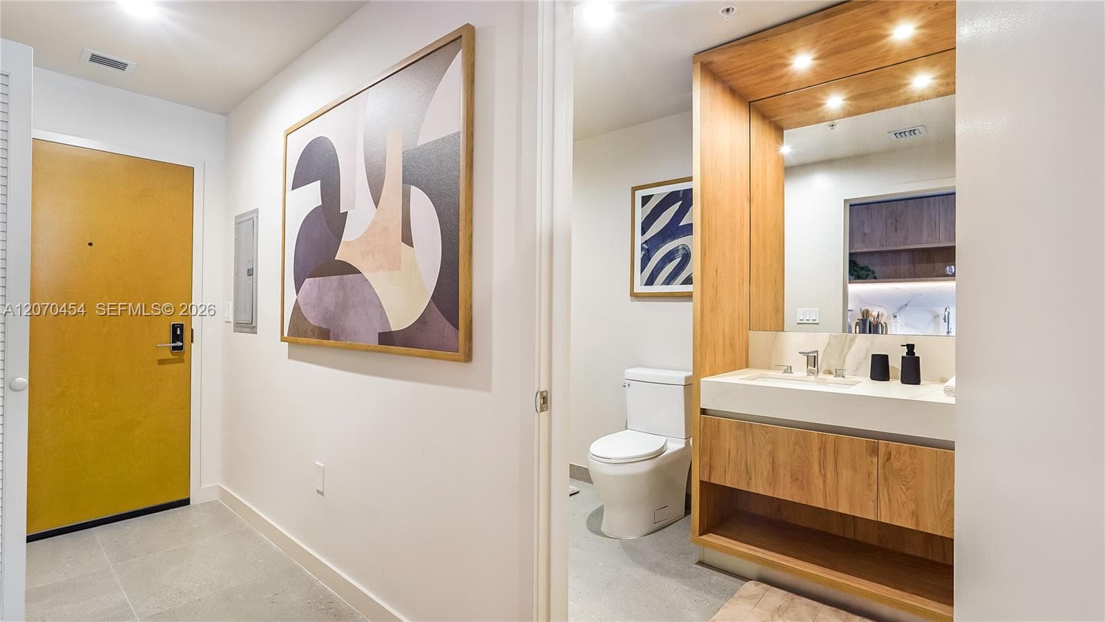 11 NE 6th St # 808, Miami FL 33132 - Miami, FL - Photo 1
