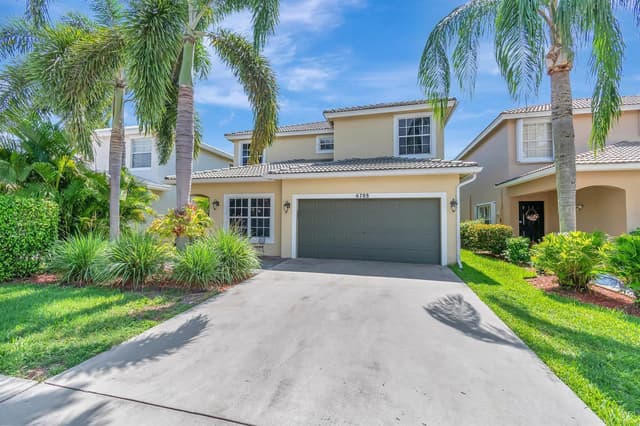 6788 Hendry Drive, Lake Worth FL 33463 - Lake Worth, FL - Photo 4