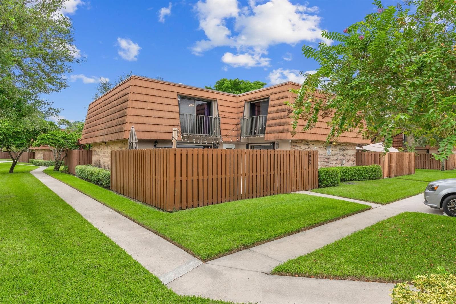 4065 WIMBLEDON Drive, Cooper City FL 33026 - Cooper City, FL - Photo 1