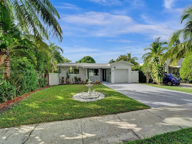 2446 Fillmore St, Hollywood FL 33020 - Hollywood, FL - Photo 3